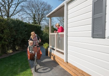Uw tweede thuis: een gezamenlijke luxe stacaravan